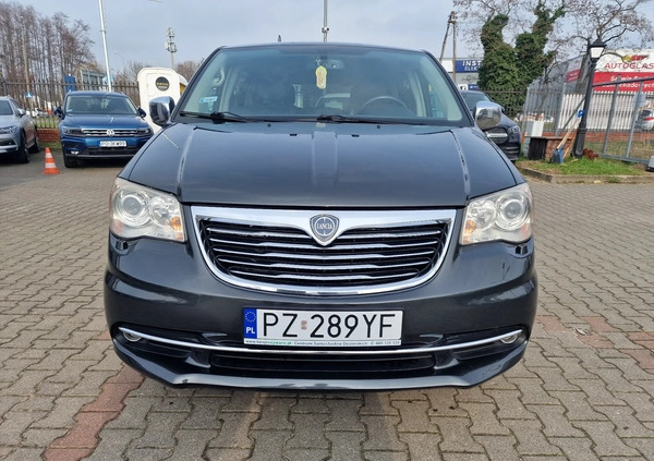 Lancia Voyager cena 44900 przebieg: 258590, rok produkcji 2011 z Kołobrzeg małe 436